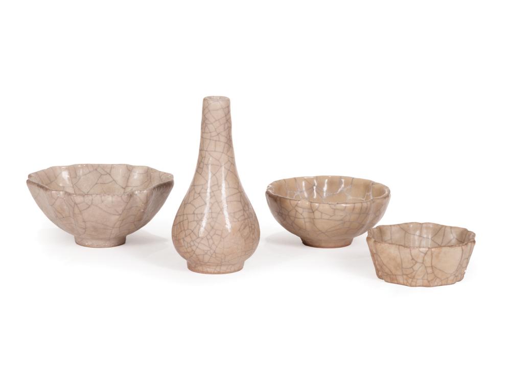 COLLECTION OF CHINESE GUAN-STYLE