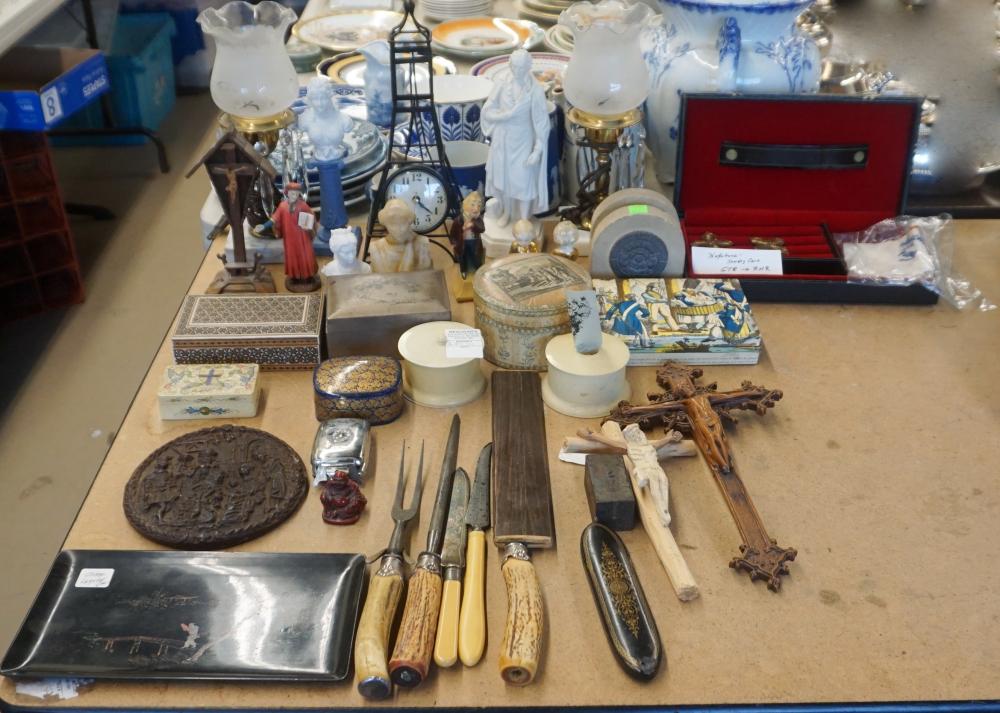 COLLECTION OF CHINESE