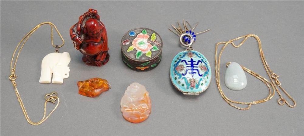 COLLECTION OF CHINESE PENDANTS,