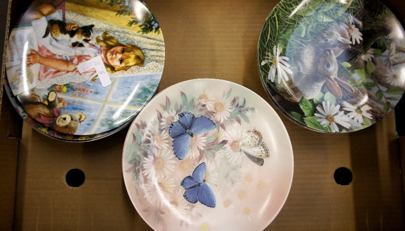 Collection of Collector Plates RECO