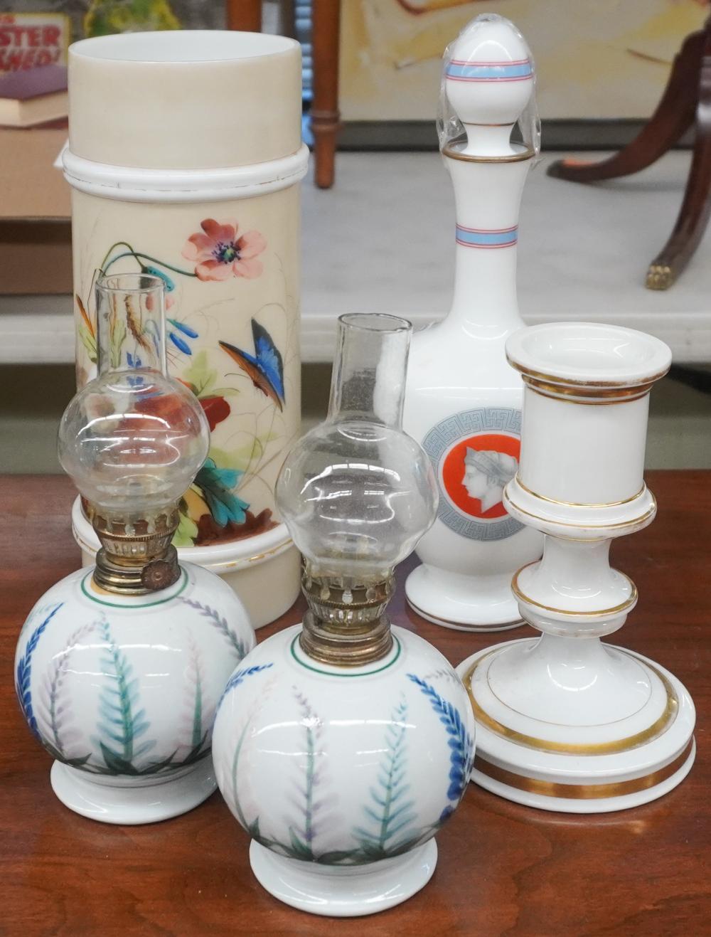 COLLECTION OF CONTINENTAL GLASS AND