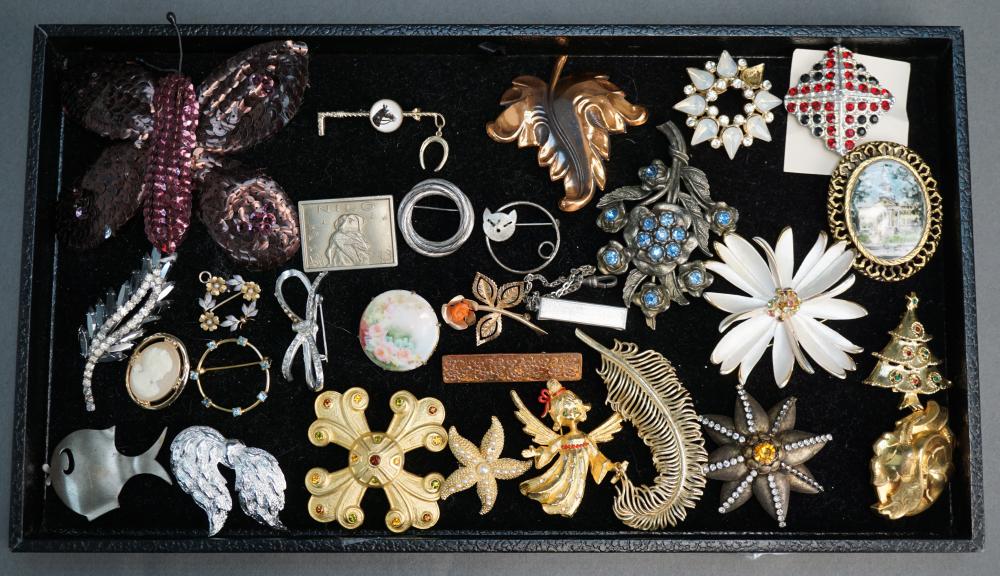 COLLECTION OF COSTUME
