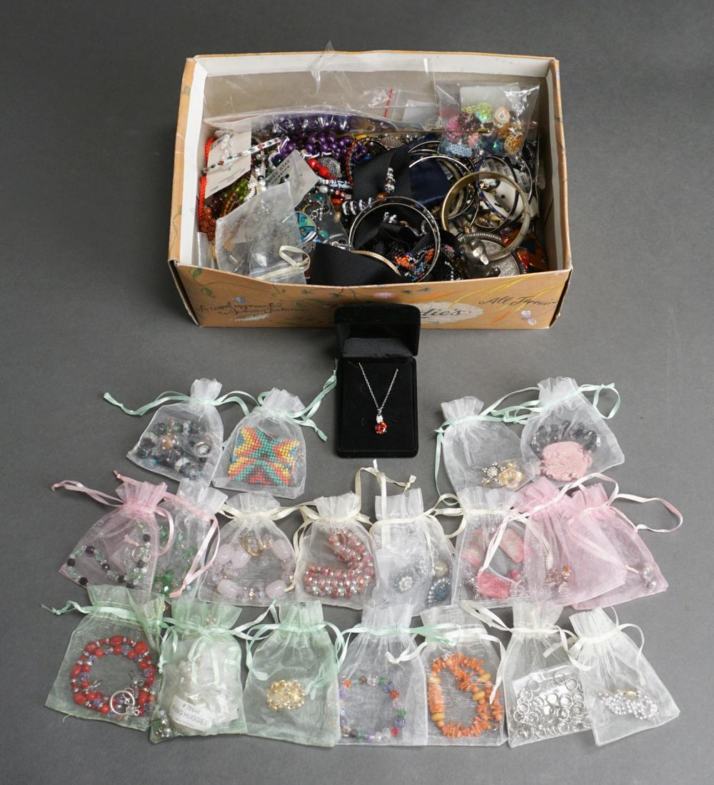 COLLECTION OF COSTUME JEWELRY