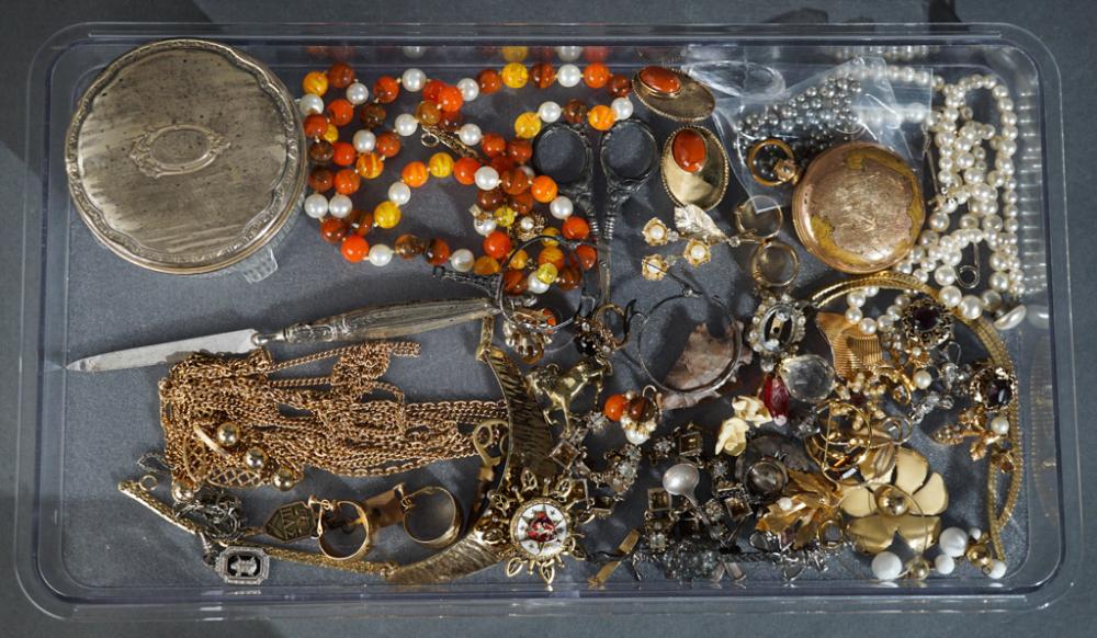 COLLECTION OF COSTUME JEWELRY,