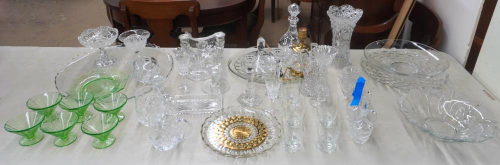 COLLECTION OF CRYSTAL AND GLASSWARE