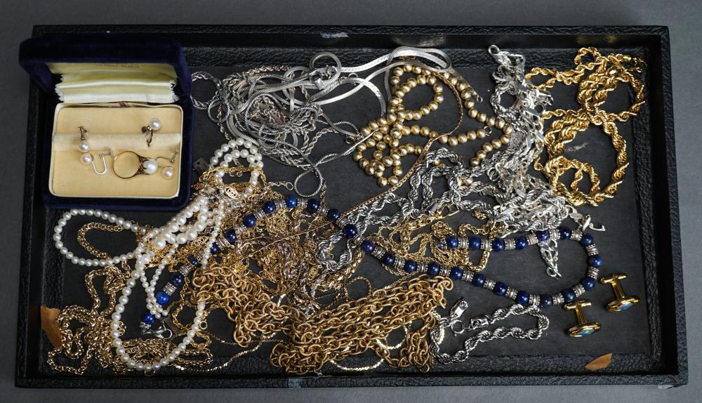 COLLECTION OF CULTURE PEARL,