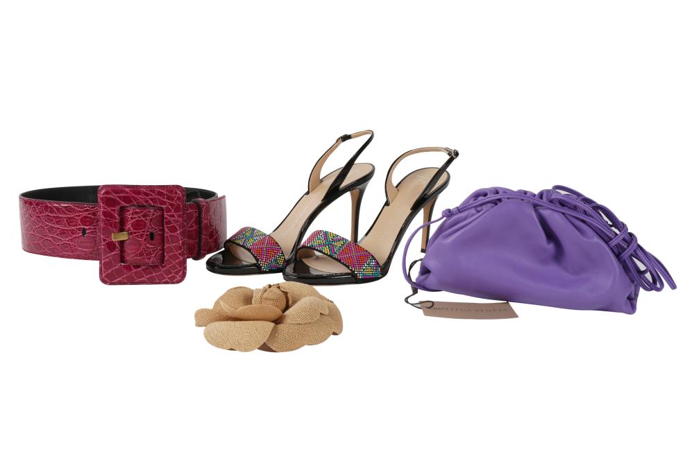 COLLECTION OF DESIGNER