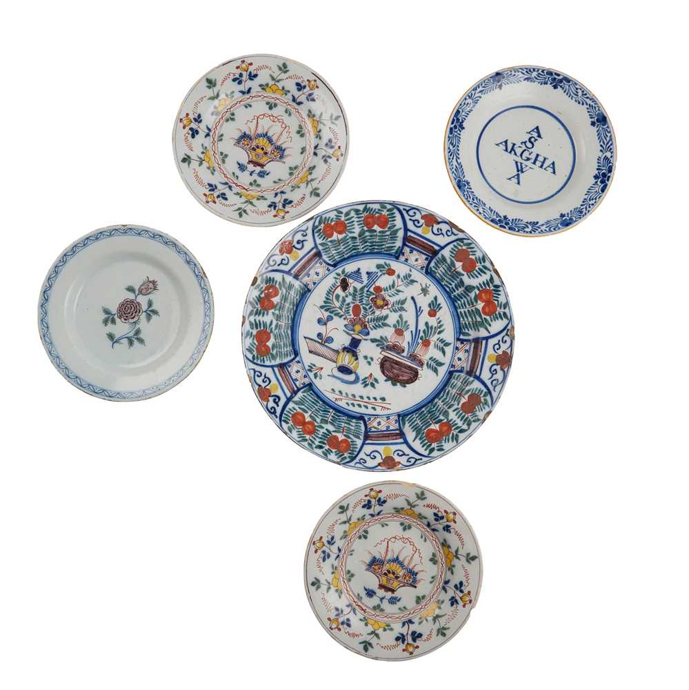 COLLECTION OF DUTCH DELFTWARE