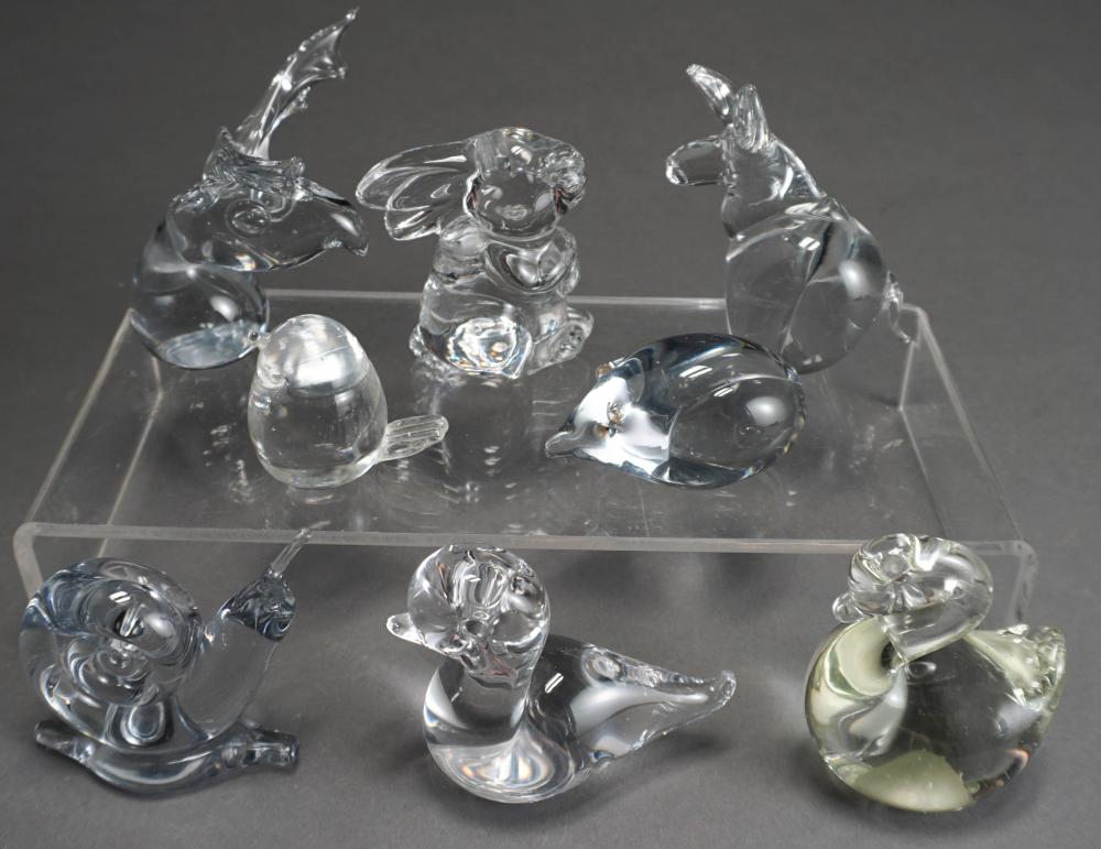 COLLECTION OF EIGHT ASSORTED MOLDED