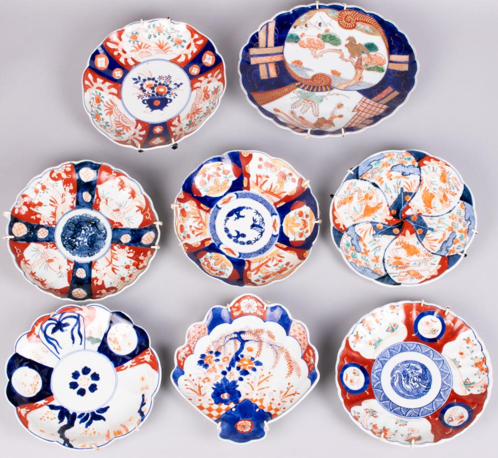 COLLECTION OF EIGHT JAPANESE