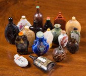 COLLECTION OF EIGHTEEN CHINESE