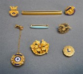 COLLECTION OF FIVE 10-KARAT GO