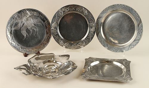 COLLECTION OF FIVE PEWTER TRAYSA