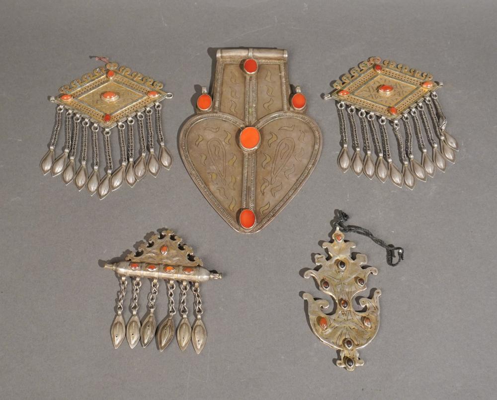 COLLECTION OF FIVE TURKOMAN
