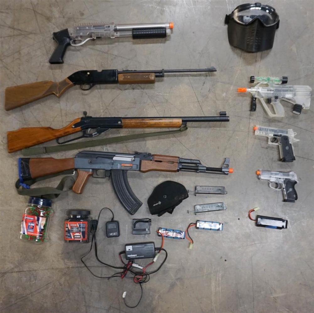 COLLECTION OF FOUR B-B GUNS,