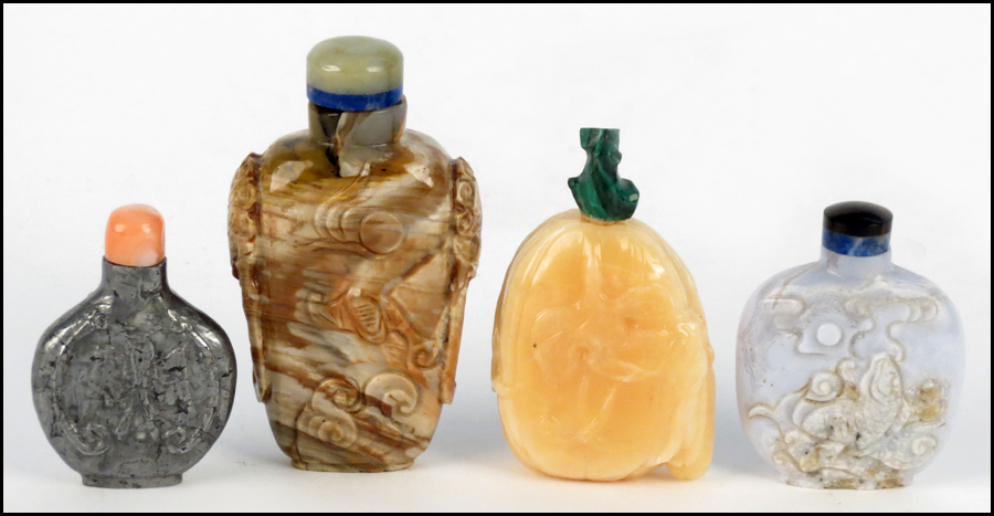 COLLECTION OF FOUR SNUFF BOTTLES.