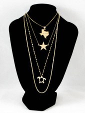 COLLECTION OF FOUR YELLOW GOLD