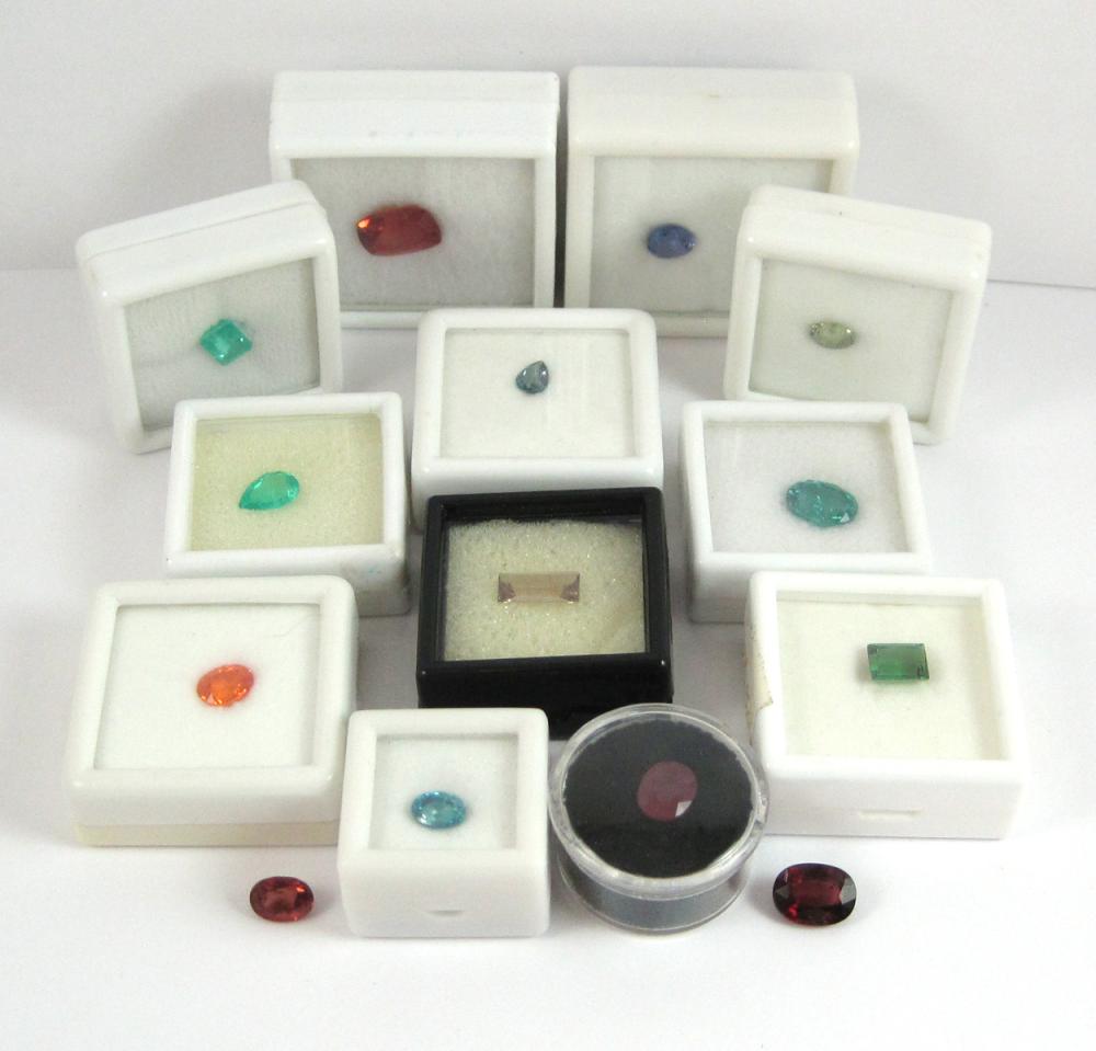 COLLECTION OF FOURTEEN UNSET