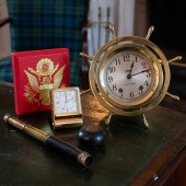 COLLECTION OF GENTLEMEN'S DESK