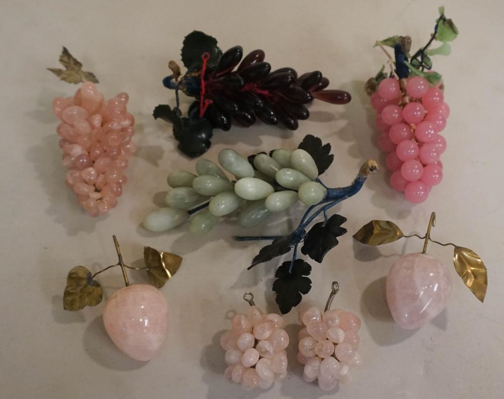 COLLECTION OF GLASS AND HARDSTONE