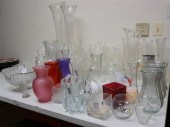 COLLECTION OF GLASS VASESColle