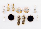Collection of gold and gemston