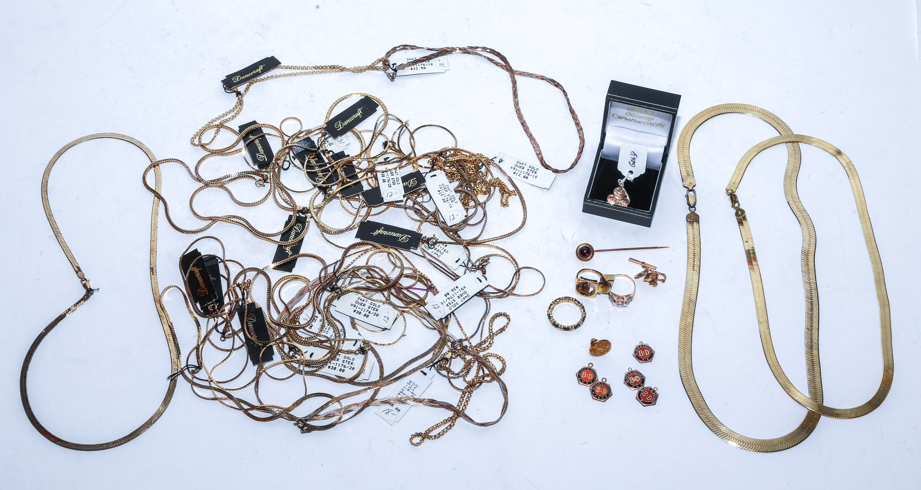 COLLECTION OF GOLD & VERMEIL