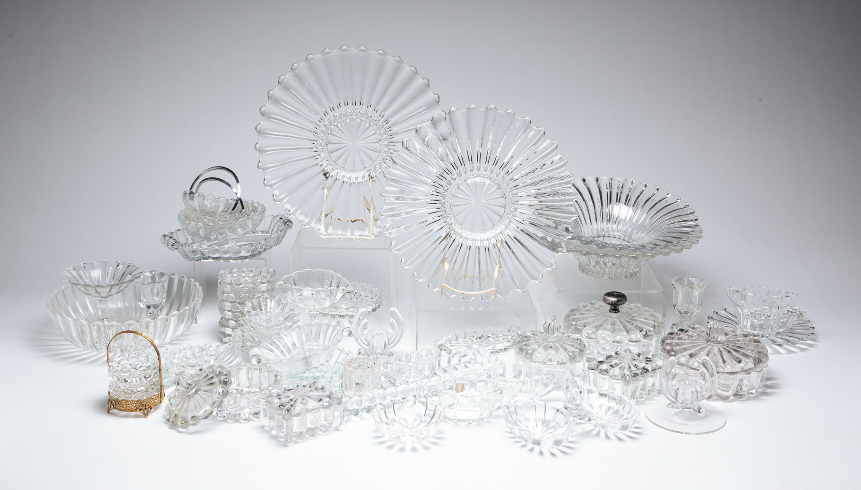 COLLECTION OF HEISEY "CRYSTOLITE"