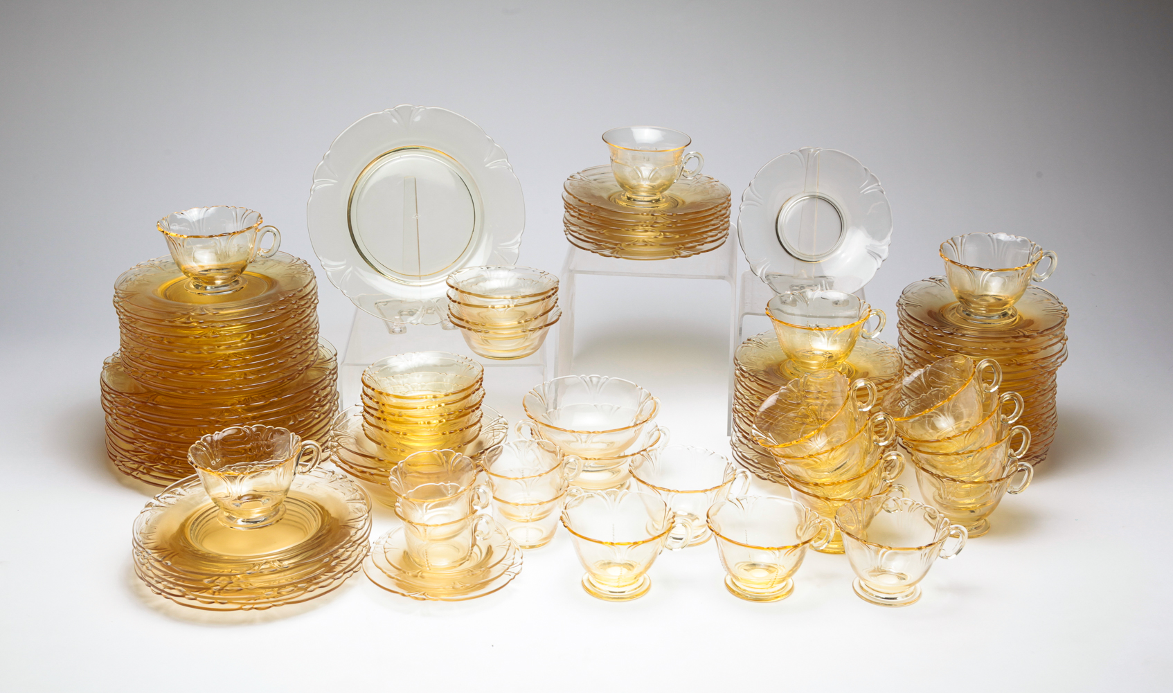 COLLECTION OF HEISEY "SAHARA" COLOR