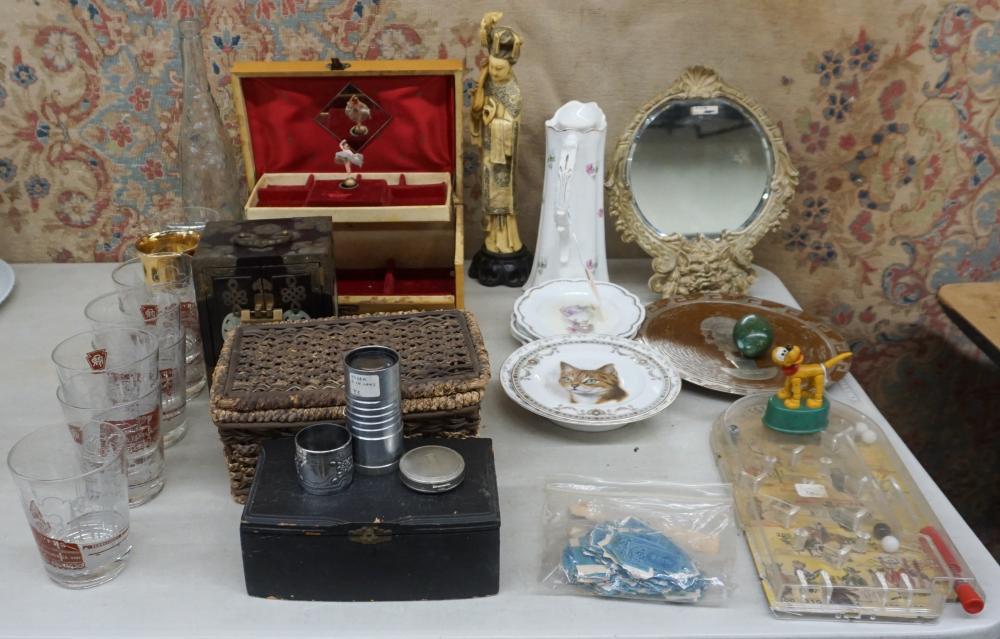COLLECTION OF JEWELRY BOXES,