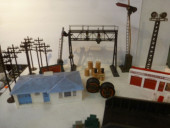 COLLECTION OF LIONEL TRAIN ACC