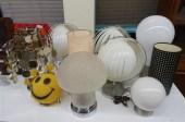 COLLECTION OF MID-CENTURY MODE