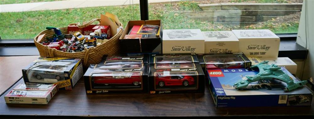 COLLECTION OF MODEL VINTAGE CARS,