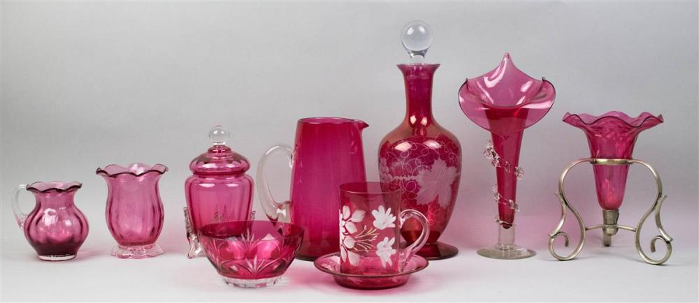 COLLECTION OF NINE PIECES OF PINK