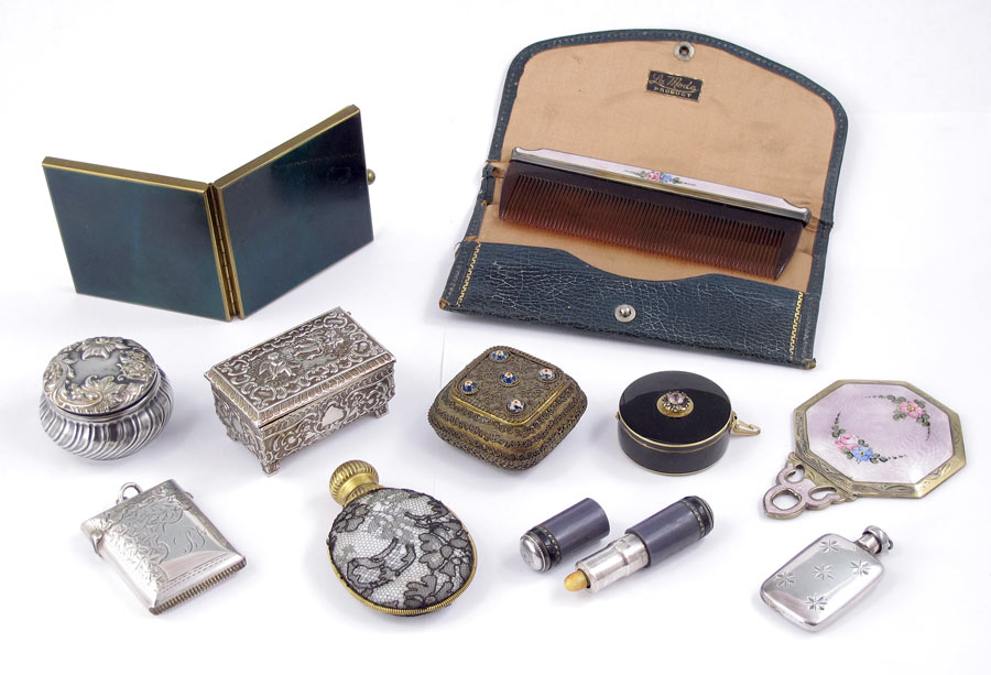 COLLECTION OF OBJETS DE VERTU: To