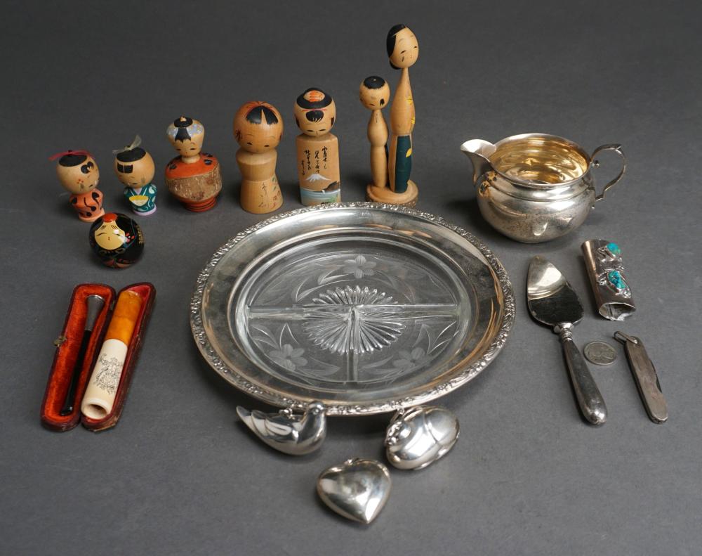 COLLECTION OF PERSONAL DECORATIVE