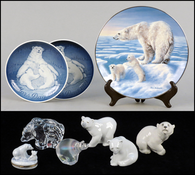 COLLECTION OF POLAR BEARS.