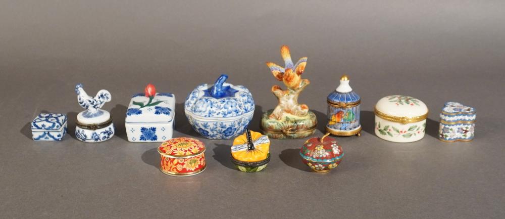 COLLECTION OF PORCELAIN AND