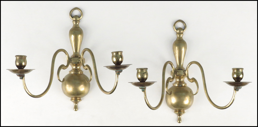 COLLECTION OF PORCELAIN AND GLASS