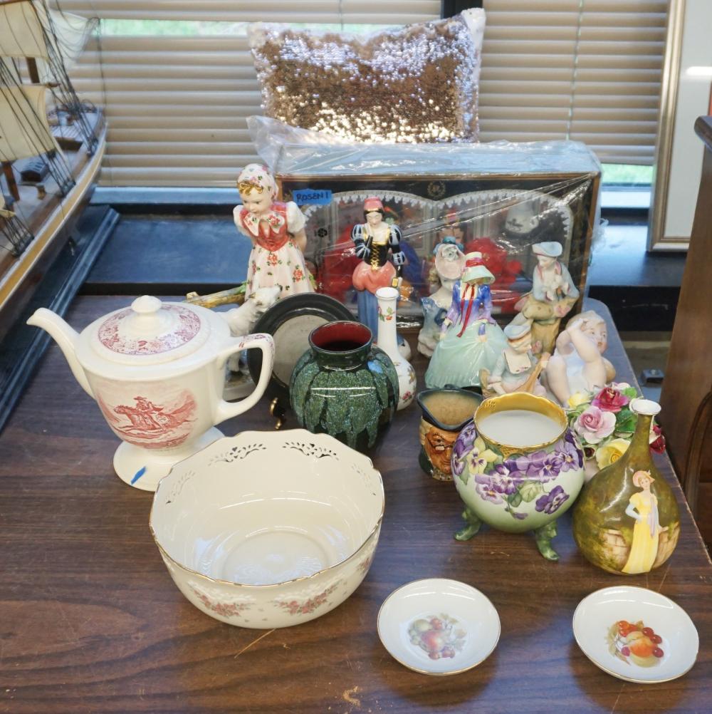 COLLECTION OF PORCELAIN