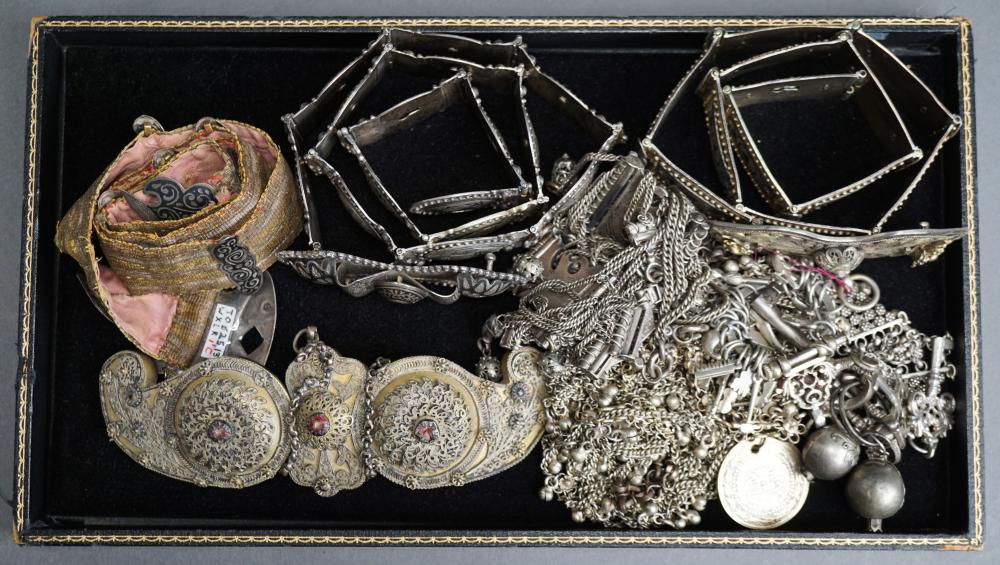 COLLECTION OF PREDOMINANTLY OTTOMAN