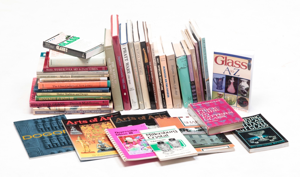 COLLECTION OF REFERENCE BOOKS.