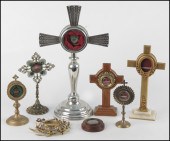 COLLECTION OF RELIQUARIES. Tal