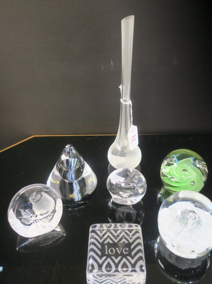 COLLECTION OF SEVEN GLASS