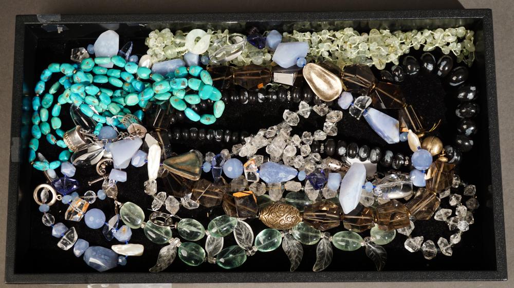 COLLECTION OF SEVEN MODERN STONE