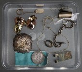 COLLECTION OF SILVER PERSONAL