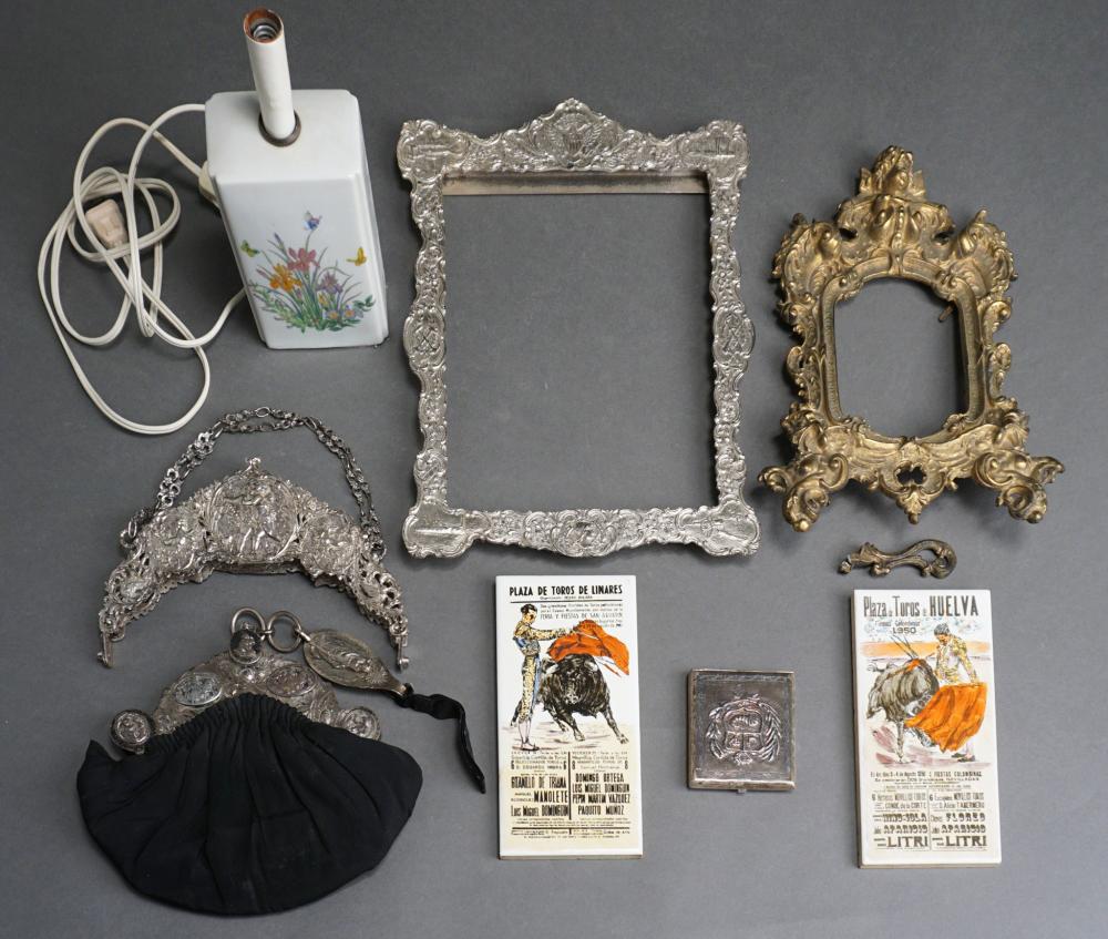 COLLECTION OF SILVERPLATE AND BRASS