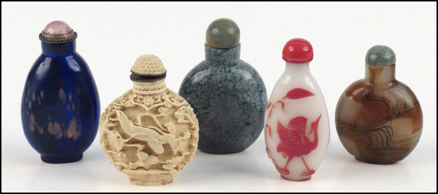 COLLECTION OF SNUFF BOTTLES.