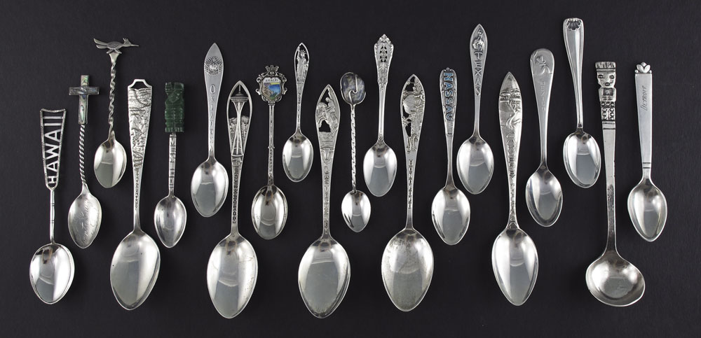 COLLECTION OF STERLING SILVER