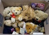 COLLECTION OF TEDDY BEARS INCL